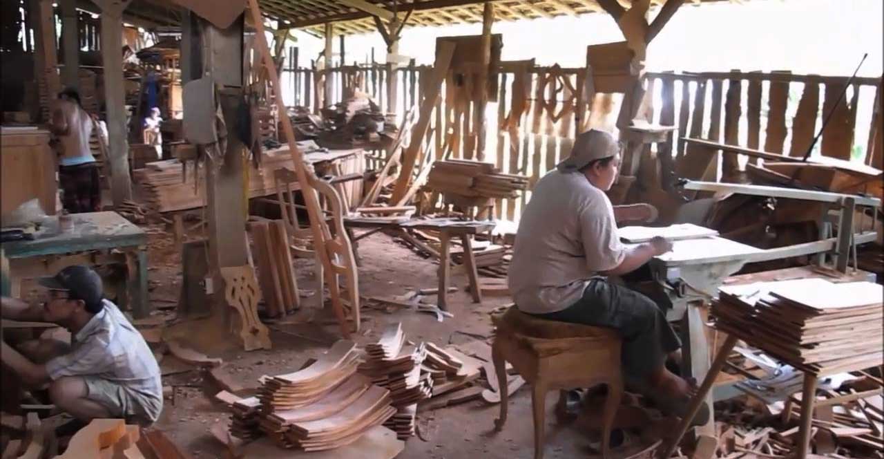 Tentang Jepara Indah Furniture