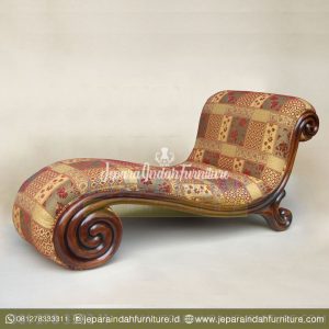 Kursi Malas Antique Lounger