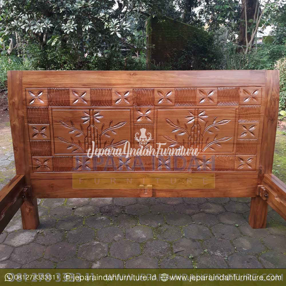 Harga Jual Dipan Jati Klasik Ukir Pohon Bambu Untuk Apartemen