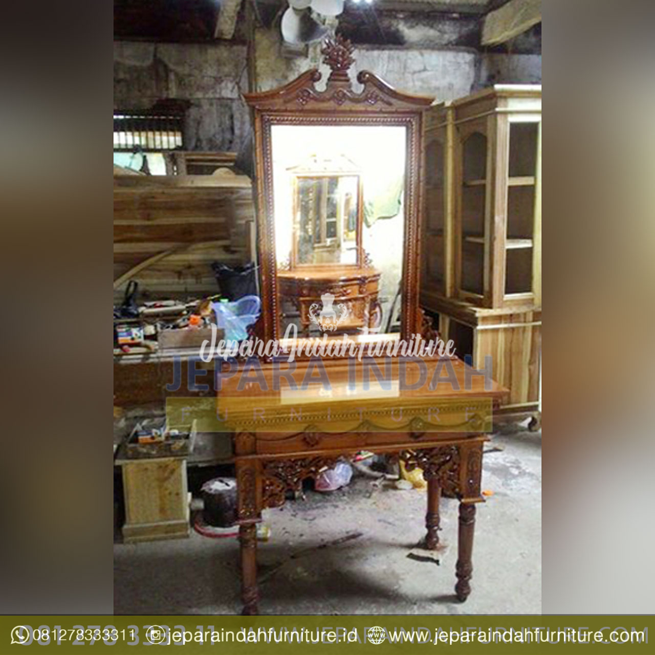 BRF TMR 036 Meja Rias Ukir Jati Klasik Jepara