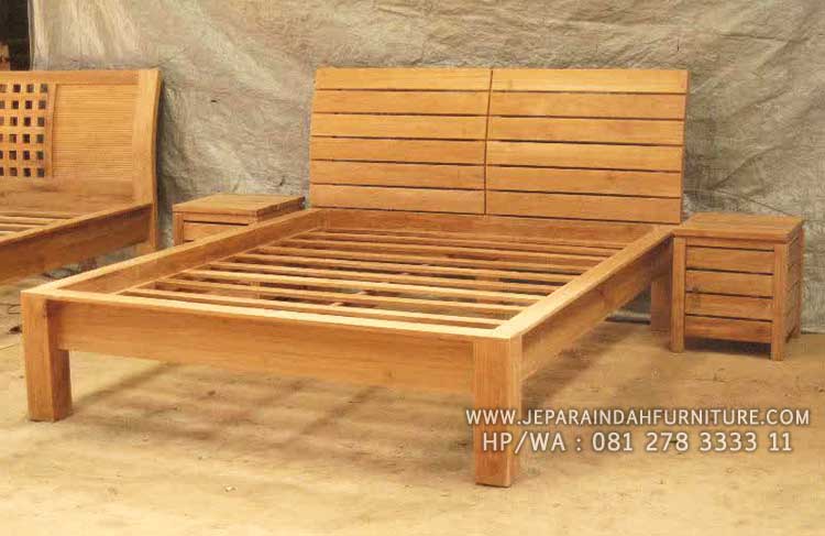 Ranjang Kamar Tidur Minimalis 2 Meja Nakas Jati Untul Lampu Samping