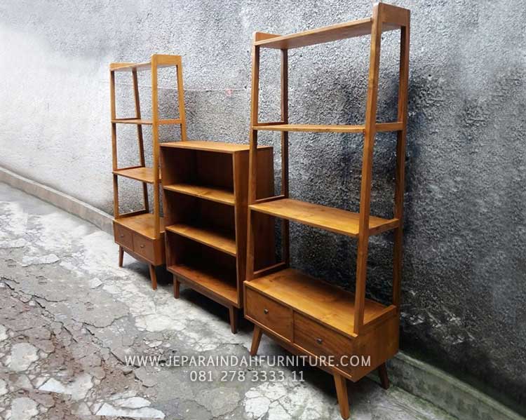 Rak buku minimalis kayu jati untuk ruang kamar anak semakin nyaman