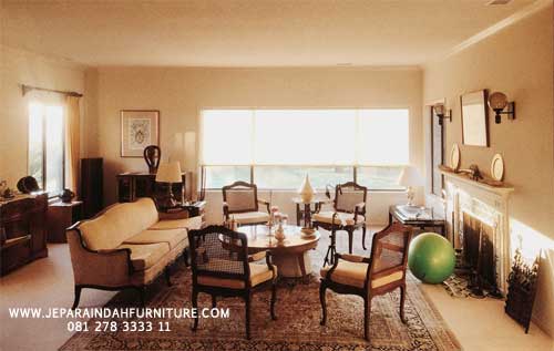 Furniture Jati Jepara Untuk Ruang Keluarga Konsep Klasik